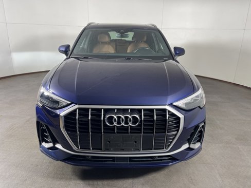 Used 2021 Audi Q3 2.0T Premium w/ Convenience Package image 2
