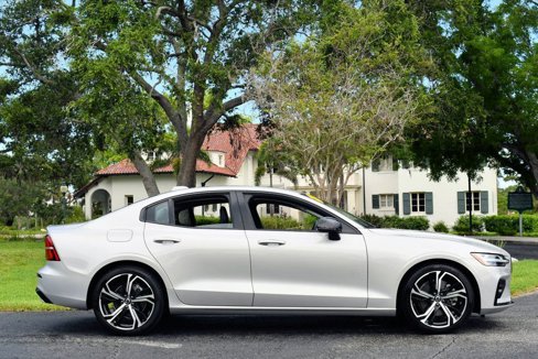 Used 2024 Volvo S60 B5 Core w/ Climate Package image 7