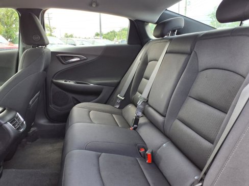 Used 2024 Chevrolet Malibu LT image 11