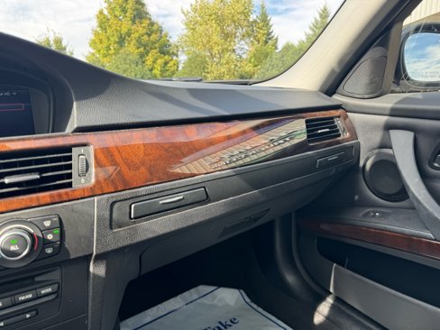 Used 2011 BMW 328i xDrive Sedan image 36