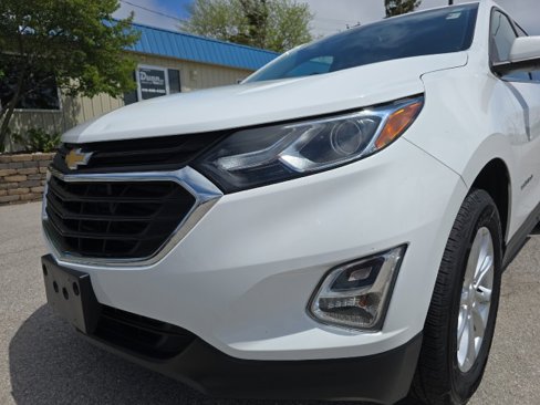 Used 2018 Chevrolet Equinox LT image 9