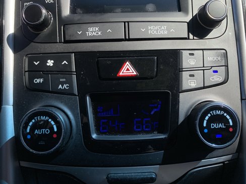 Used 2014 Hyundai Sonata Limited image 29