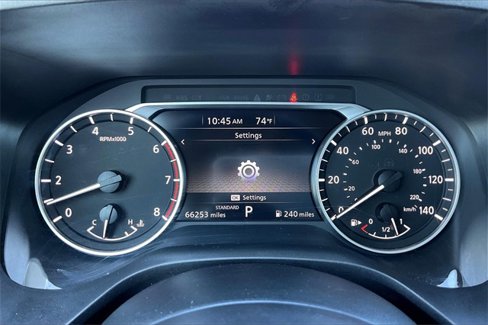 Used 2023 Nissan Rogue SV image 20