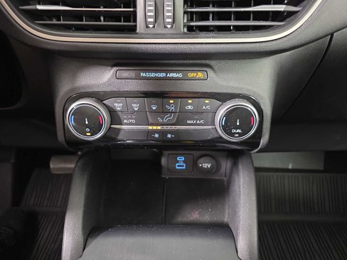 Used 2022 Ford Escape SE w/ Convenience Package image 16
