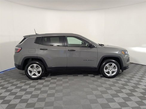Used 2023 Jeep Compass Sport image 22