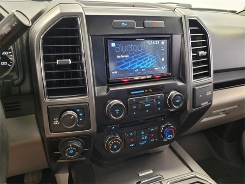 Used 2017 Ford F150 XLT w/ Equipment Group 302A Luxury image 19