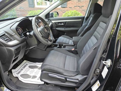 Used 2017 Honda CR-V LX image 12