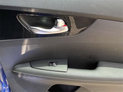 Used 2024 Kia Forte GT-Line w/ GT-Line Premium Package image 11