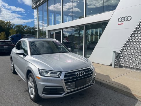 Used 2019 Audi Q5 2.0T Premium Plus w/ Premium Plus Package image 1