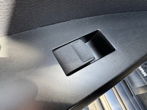 Used 2017 Toyota Tundra SR5 image 26