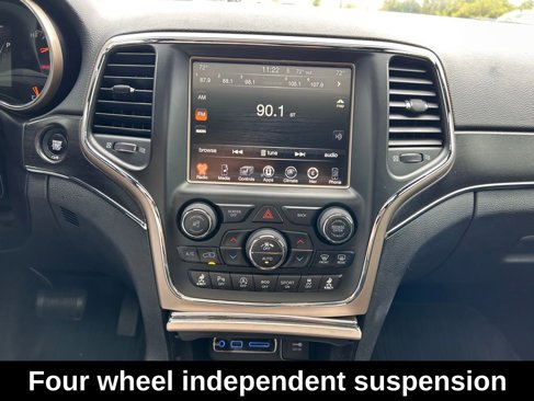 Used 2017 Jeep Grand Cherokee Limited image 27
