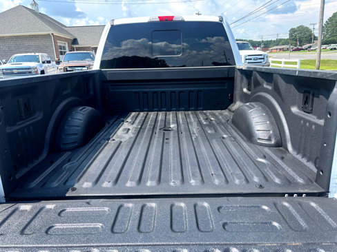 Used 2017 Ford F250 Lariat w/ FX4 Off-Road Package image 7