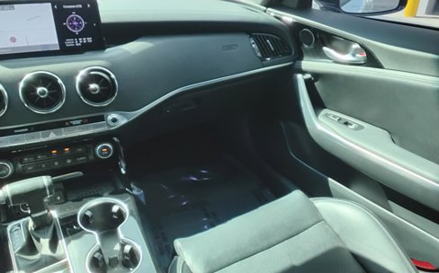 Used 2022 Kia Stinger GT-Line image 22