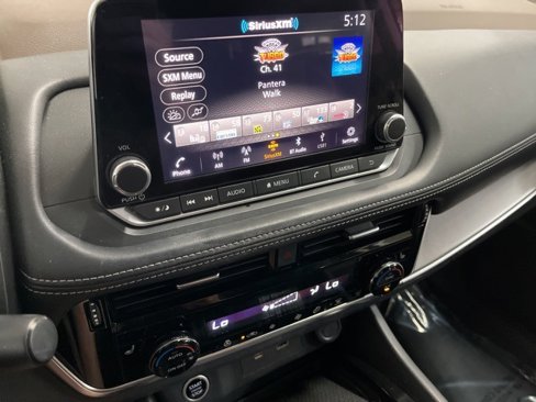 Used 2022 Nissan Rogue SV w/ SV Premium Package image 29