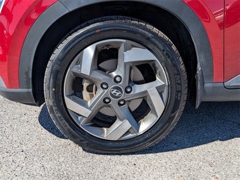 Used 2022 Hyundai Venue Limited image 23