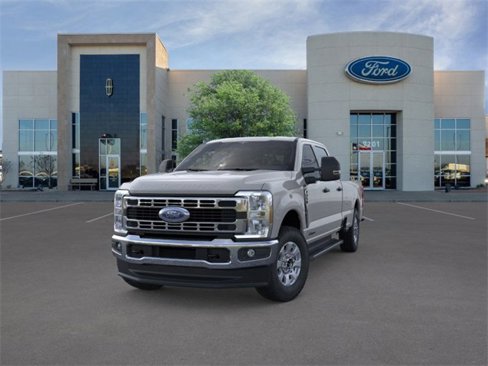 New 2025 Ford F350 XLT w/ FX4 Off-Road Package image 2
