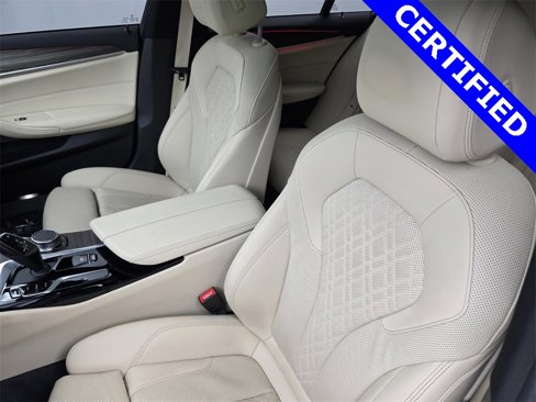 Certified 2022 BMW 530i w/ Premium Package image 10