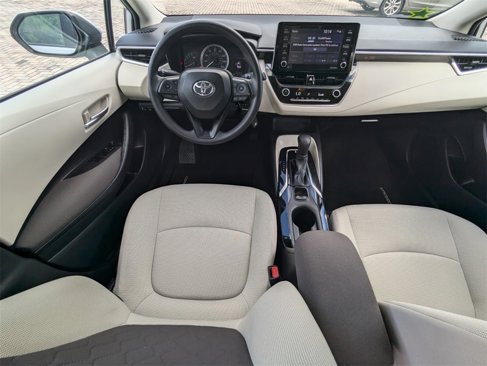 Used 2021 Toyota Corolla LE image 6