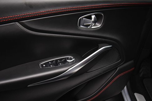 Used 2021 Aston Martin DBX image 46