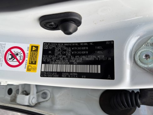 Used 2019 Toyota Highlander XLE image 39