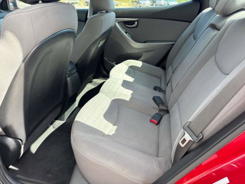 Used 2016 Hyundai Elantra SE w/ Option Group 02 image 10