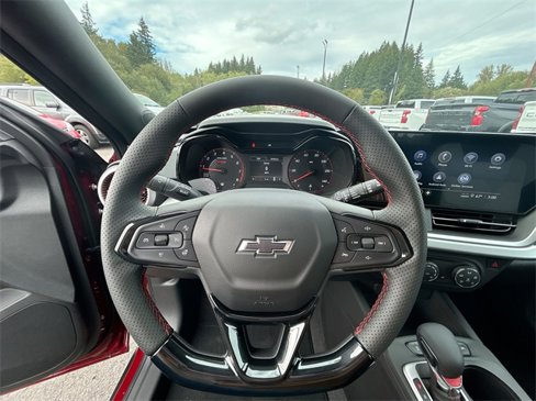 New 2025 Chevrolet Trax RS w/ Driver Confidence Package image 10