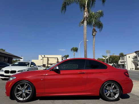 Used 2014 BMW M235i Coupe image 2