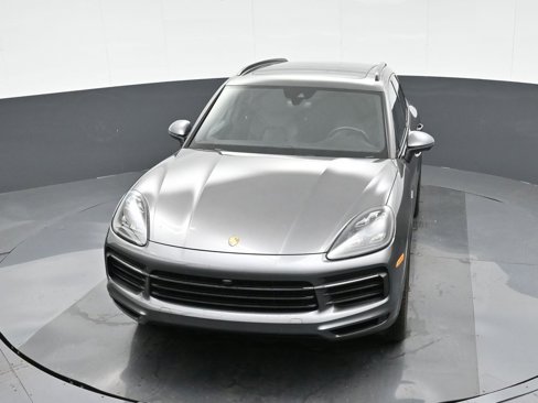 Certified 2020 Porsche Cayenne E-Hybrid w/ Premium Plus Package image 33