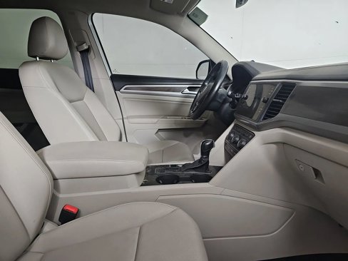 Used 2019 Volkswagen Atlas SE w/ Panoramic Sunroof Package image 10