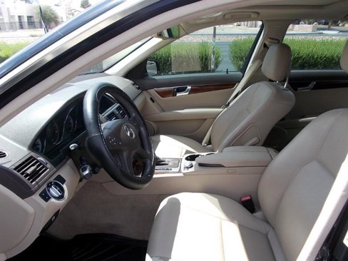 Used 2011 Mercedes-Benz C 300 Luxury image 12