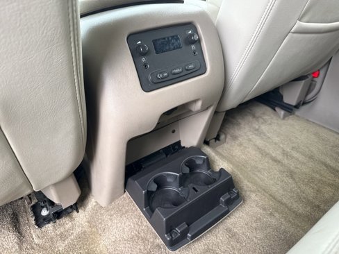 Used 2003 Chevrolet Tahoe Z71 image 29