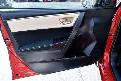 Used 2015 Toyota Corolla LE image 33