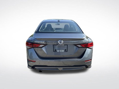 Used 2022 Nissan Sentra SR w/ Electronics Package image 11