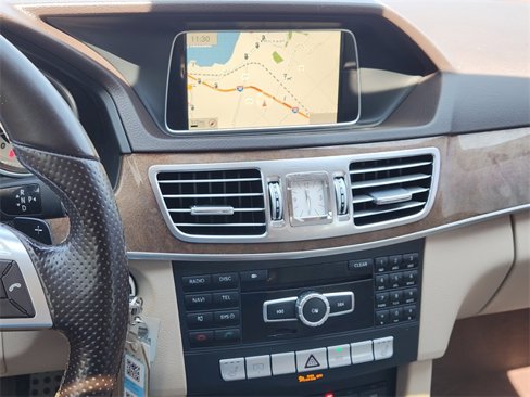 Used 2014 Mercedes-Benz E 350 4MATIC Sedan image 16