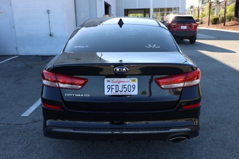 Used 2020 Kia Optima LX image 5