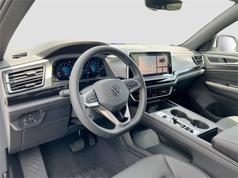 New 2025 Volkswagen Atlas Cross Sport SE image 9