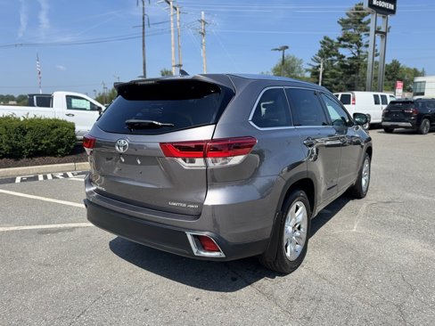 Used 2018 Toyota Highlander Limited image 7