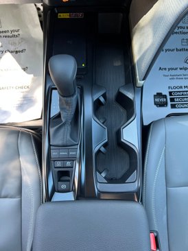 Used 2025 Toyota Camry SE image 16