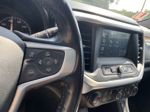 Used 2018 GMC Acadia SLE w/ Driver Alert Package I image 19