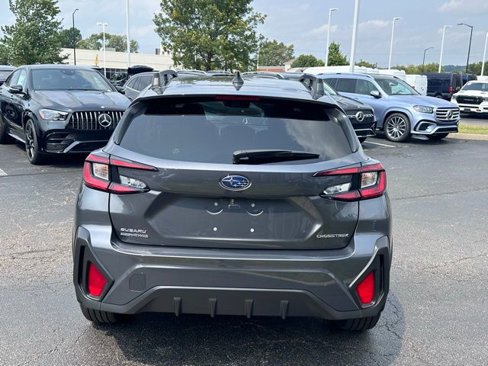 Used 2024 Subaru Crosstrek 2.0i Premium image 9