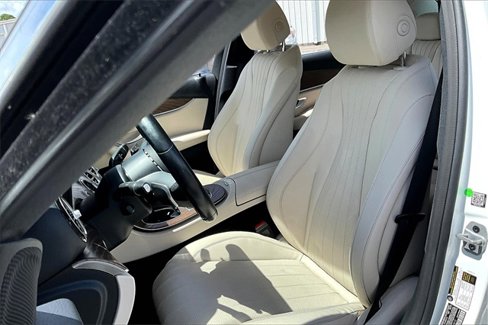 Used 2021 Mercedes-Benz E 350 4MATIC Sedan w/ Premium Package image 21