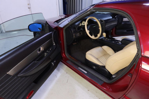 Used 2004 Ford Thunderbird Deluxe image 14