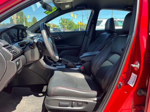 Used 2017 Honda Accord Sport Special Edition image 9