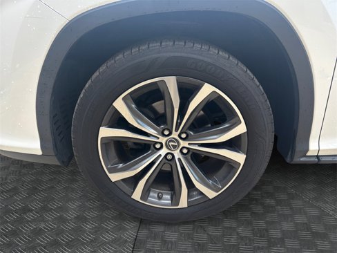 Used 2018 Lexus RX 350L FWD image 9