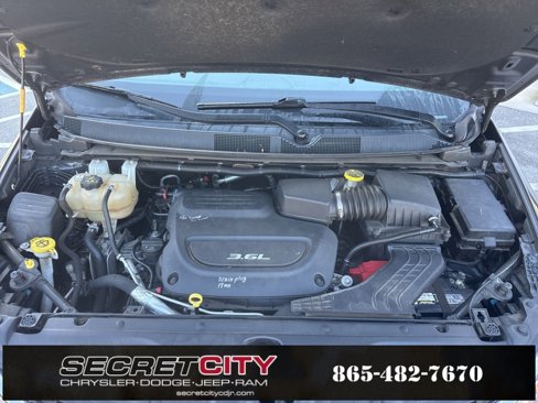 Used 2017 Chrysler Pacifica Touring-L image 33