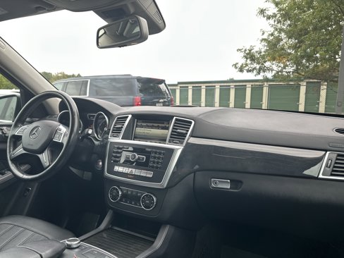 Used 2016 Mercedes-Benz GL 450 4MATIC image 15