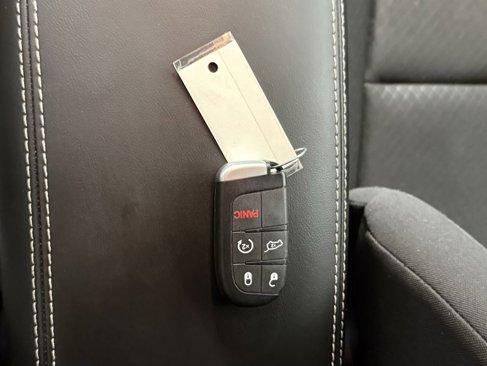 Used 2021 Jeep Grand Cherokee Freedom Edition image 35