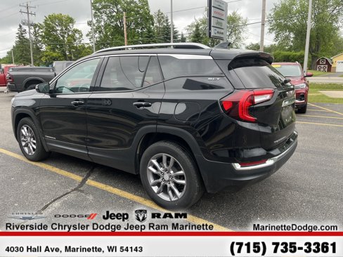 Used 2022 GMC Terrain SLT w/ LPO, Floor Liner Package image 6