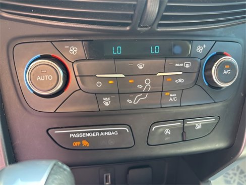Used 2017 Ford Escape SE w/ Equipment Group 201A image 24