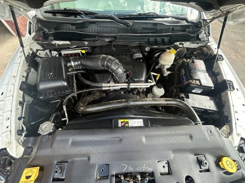 Used 2012 RAM 1500 Express image 32
